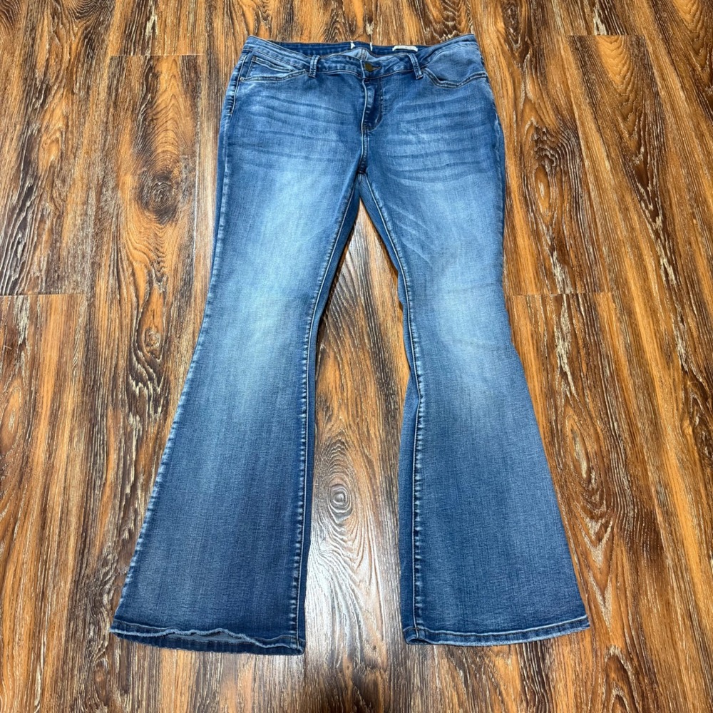 Simple Society 15/32 Flare Jeans Women Blue Medium Wash Eco-Friendly Stretch